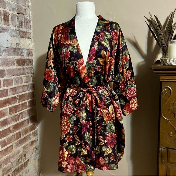 Vintage Floral Short Lightweight Robe -Size XL -NW18 - Picture 1 of 5